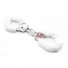 Наручники с мехом FF Beginner's Furry Cuffs-White