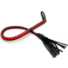 Черно-красная плетка с рукояткой