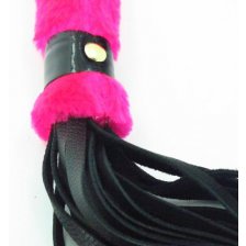 Нежная плеть с розовым мехом BDSM Light